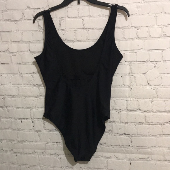 One Pc.Squad Bathing Suit - Picture 3 of 6